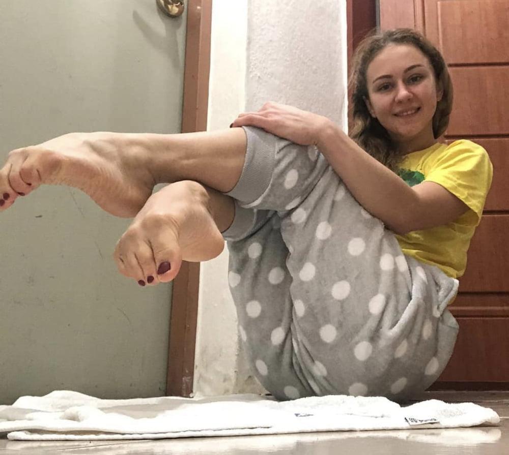 25P Sexy with toes pt5