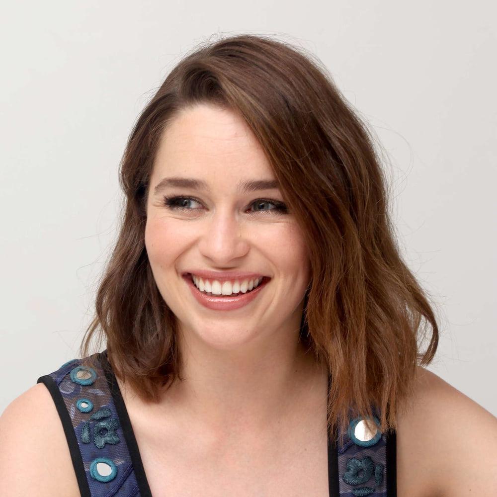 21P Emilia Clarke pulling lots of cute faces 3