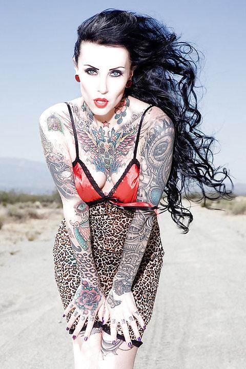 23P Makani Horror - Tattoo Bitch