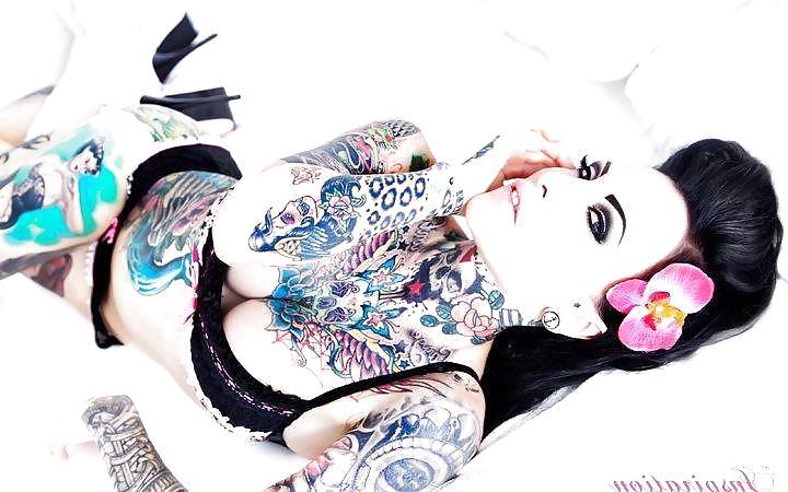 23P Makani Horror - Tattoo Bitch