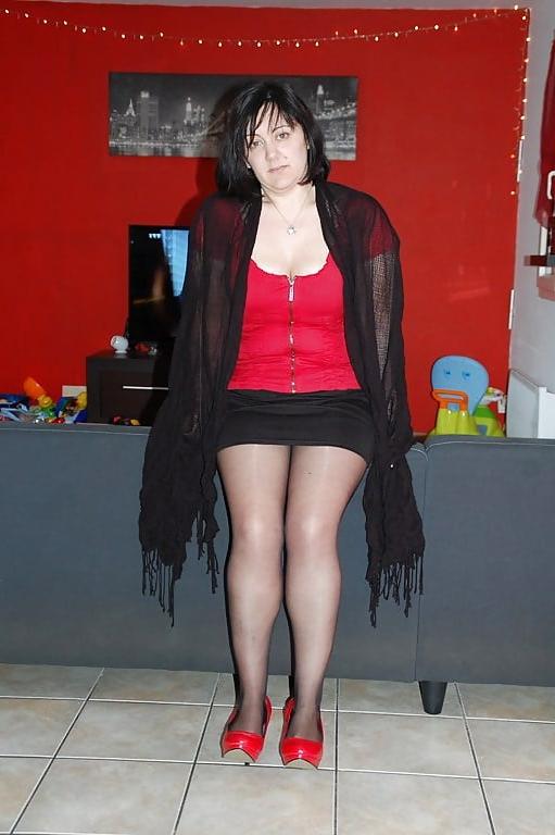 25P Exposed classic amateur slave 3