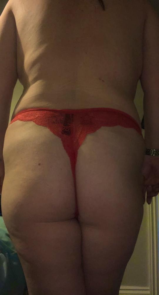 20P Mrs Stela 57 yo chubby shy and juicy