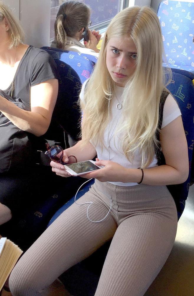 9P cute girl 2