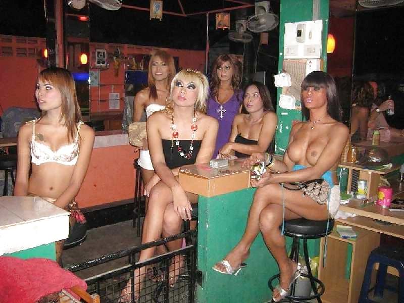 25P Asian Ladyboy Bar Girls 