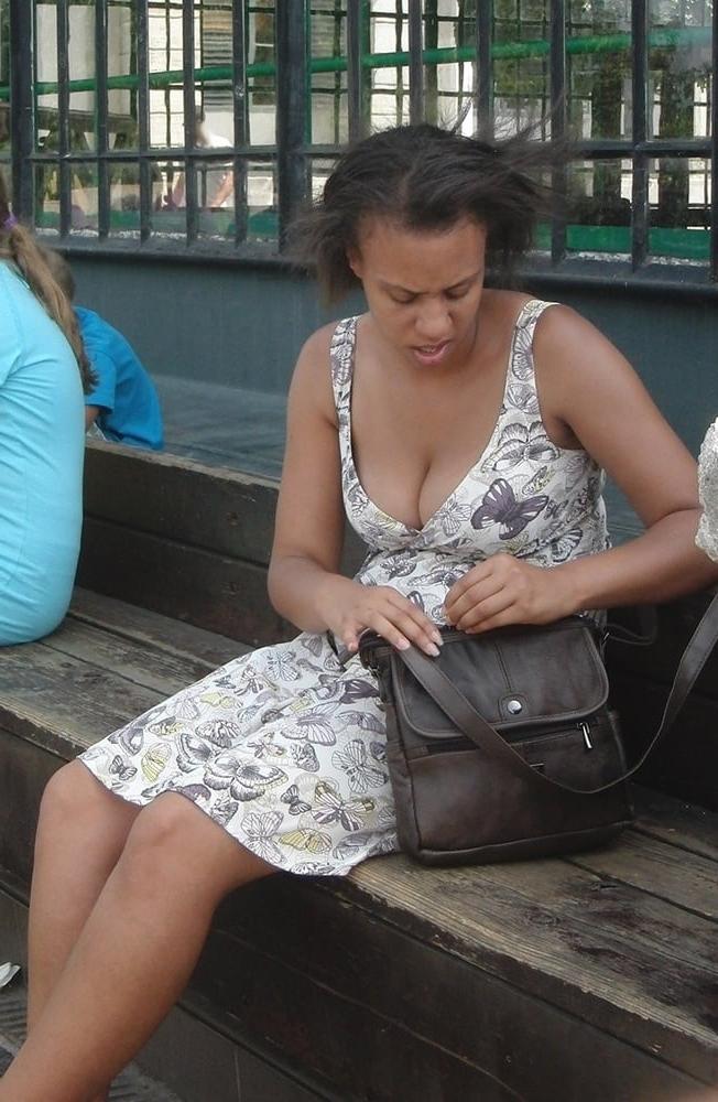 25P Cleavage Downblouse  &amp; Nipple Peeks Collection Vol. 85