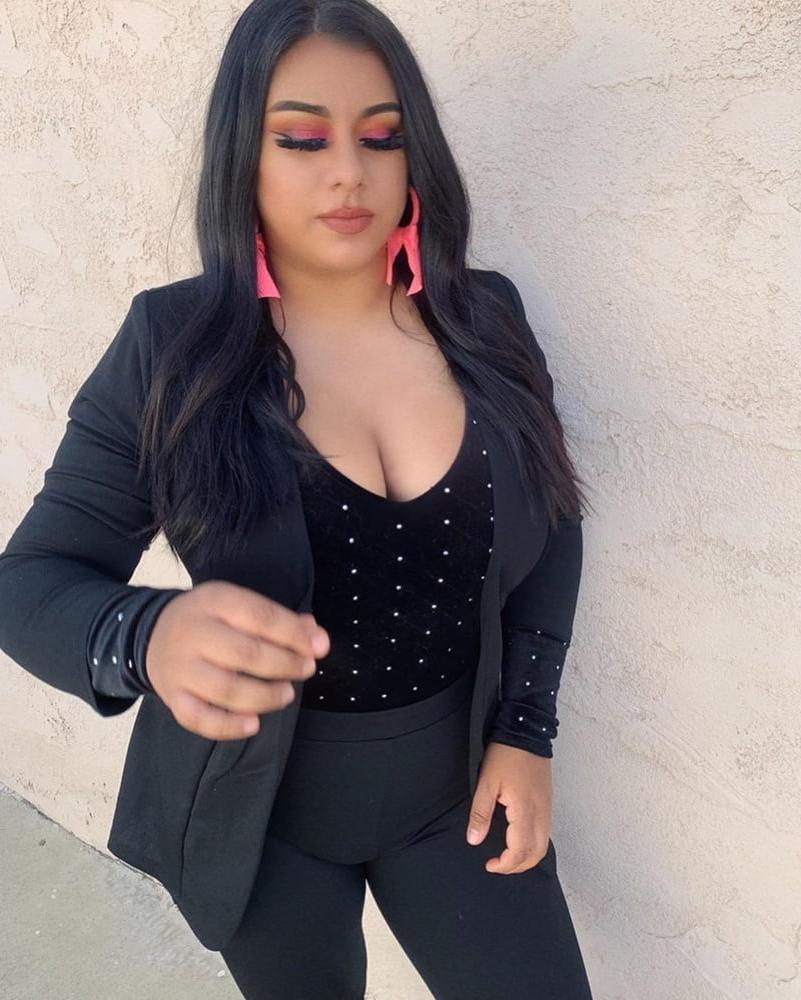 25P Makeup fetish 68