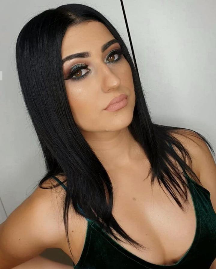 25P Makeup fetish 68
