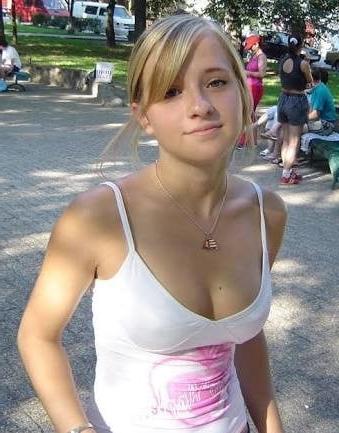 25P Cleavage Downblouse  &amp; Nipple Peeks Collection Vol. 63