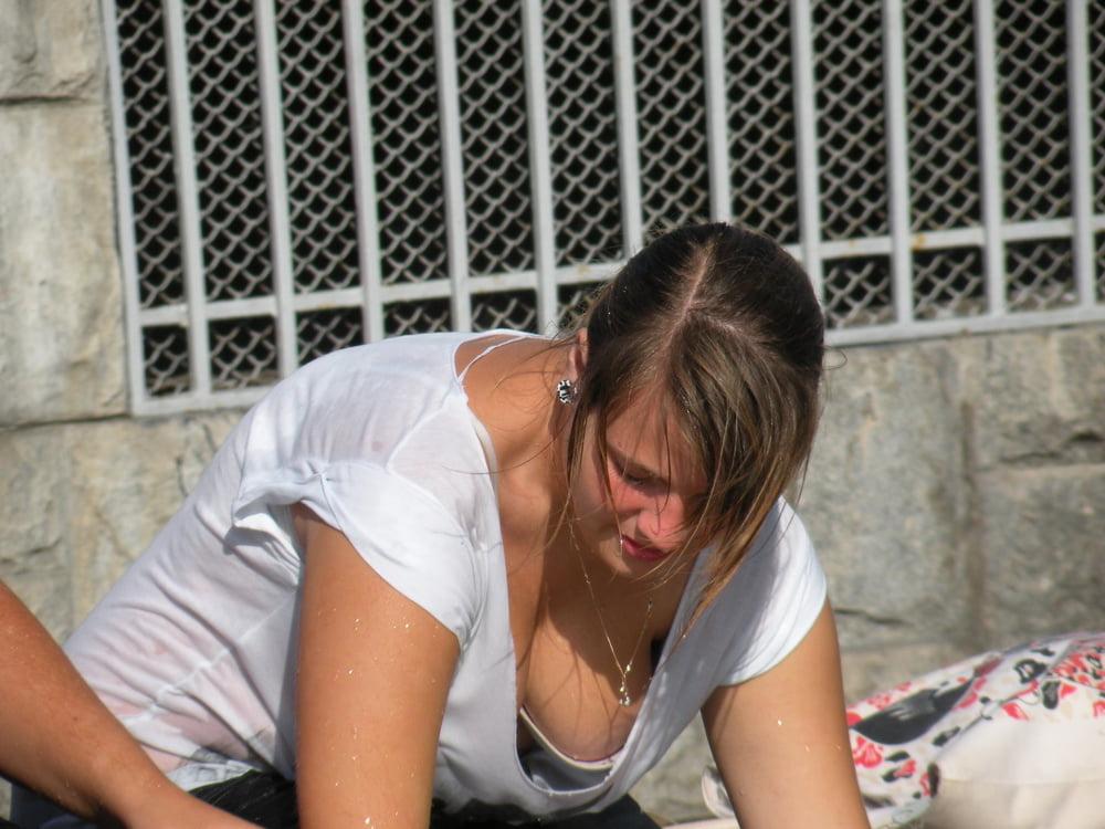 25P Cleavage Downblouse  &amp; Nipple Peeks Collection Vol. 17