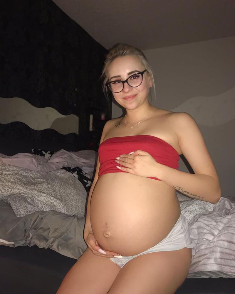 25P Preggo Fetish