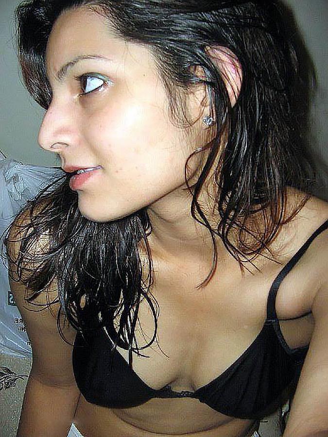 5P Desi Indian Paki Cleavage Part 14