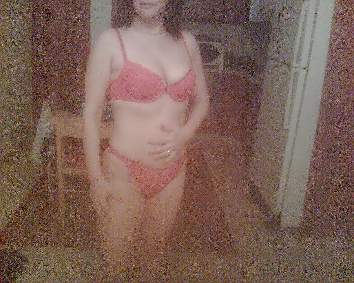 19P Ugly mature but im like she is leg