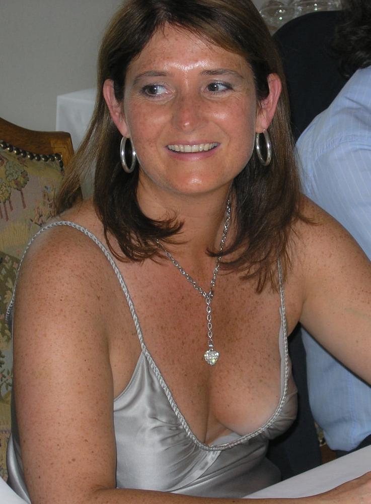 25P Cleavage Downblouse  &amp; Nipple Peeks Collection Vol. 93