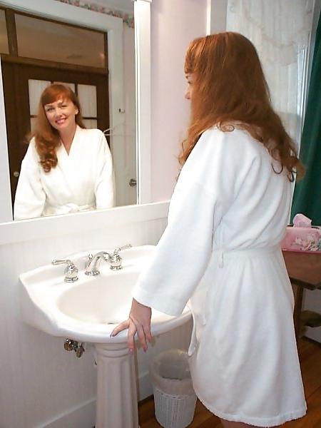 24P Angela Thick Redhead MILF Takes a Shower