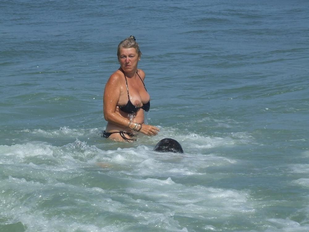 25P Cleavage Downblouse  &amp; Nipple Peeks Collection Vol. 96