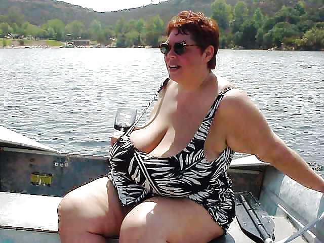 19P Hot bikini granny bbw