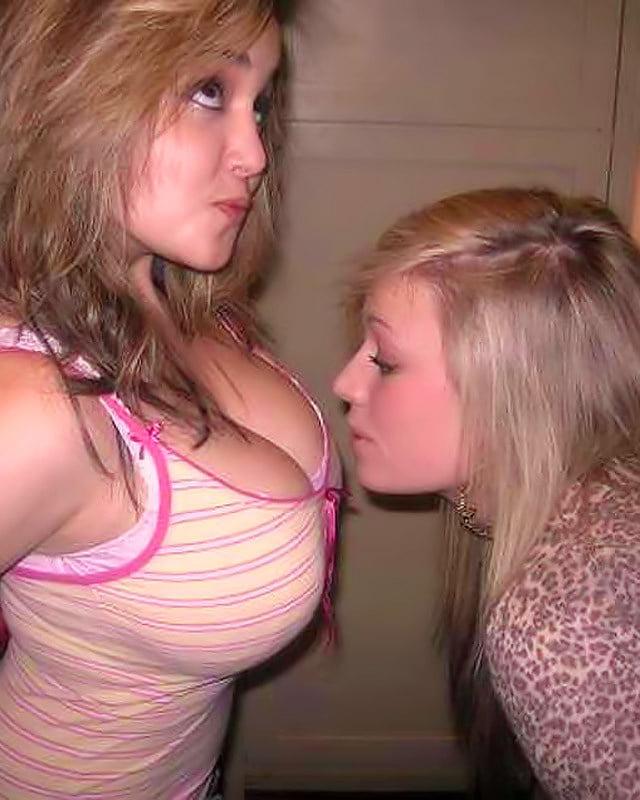 25P Cleavage Downblouse  &amp; Nipple Peeks Collection Vol. 35