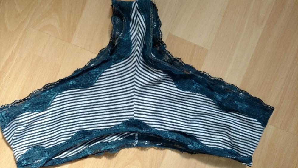 25P Underwear 36C