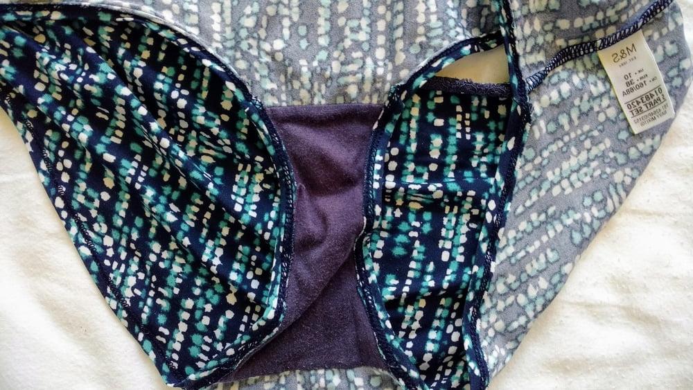 25P Underwear 36C