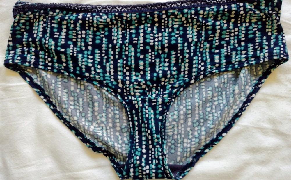 25P Underwear 36C