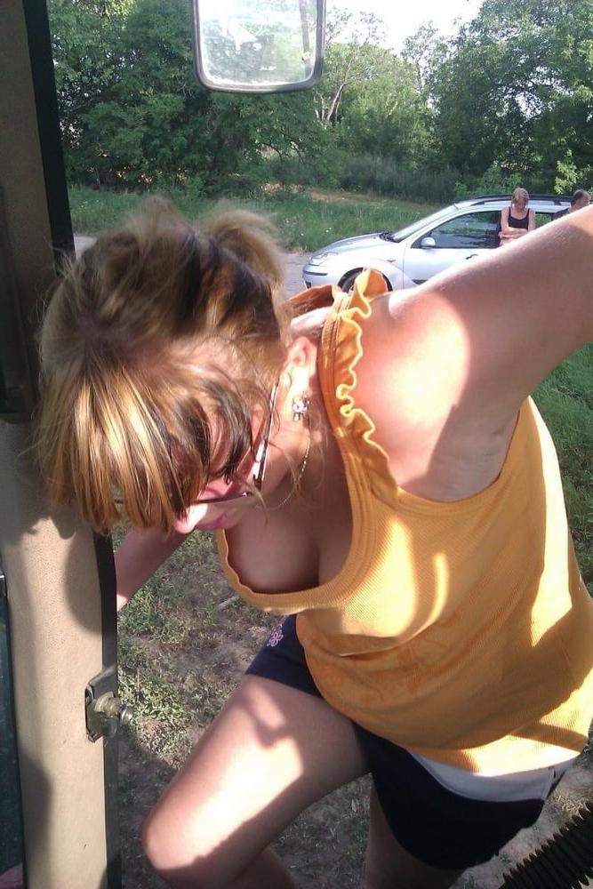 25P Cleavage Downblouse  &amp; Nipple Peeks Collection Vol. 94