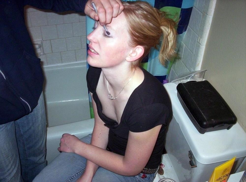 25P Cleavage Downblouse  &amp; Nipple Peeks Collection Vol. 94