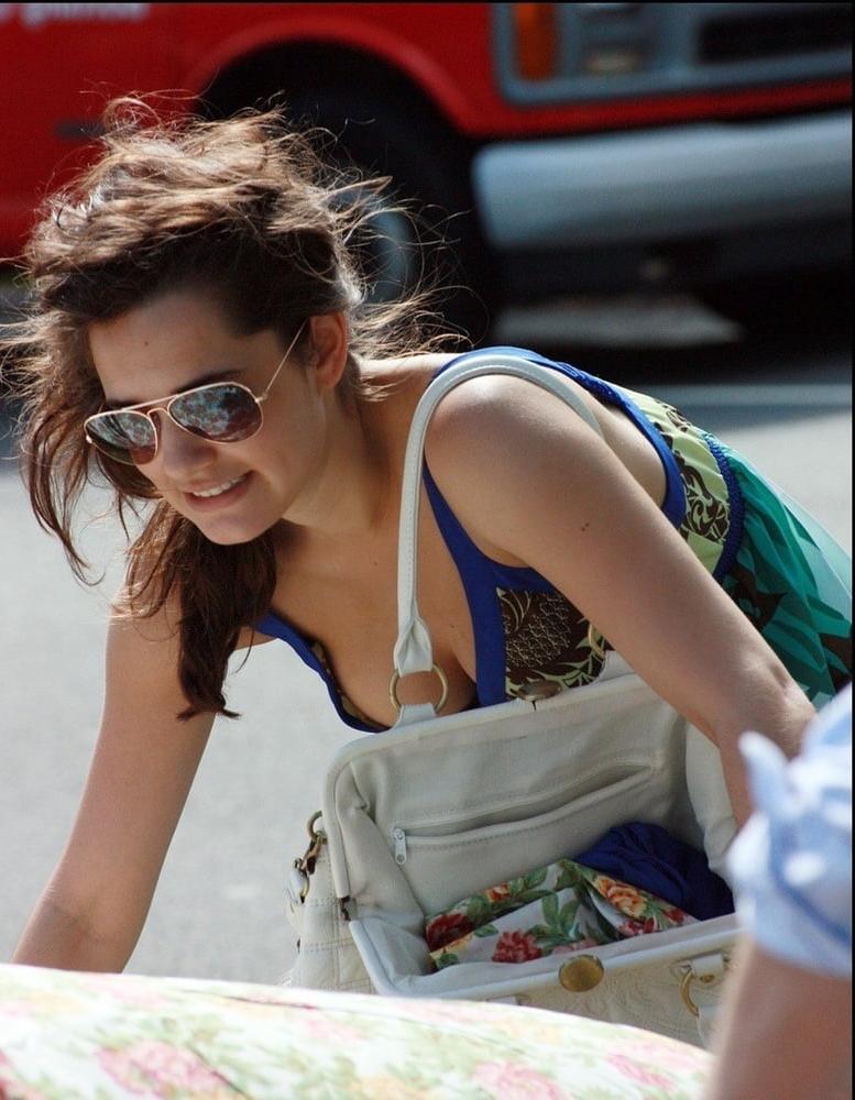 25P Cleavage Downblouse  &amp; Nipple Peeks Collection Vol. 101