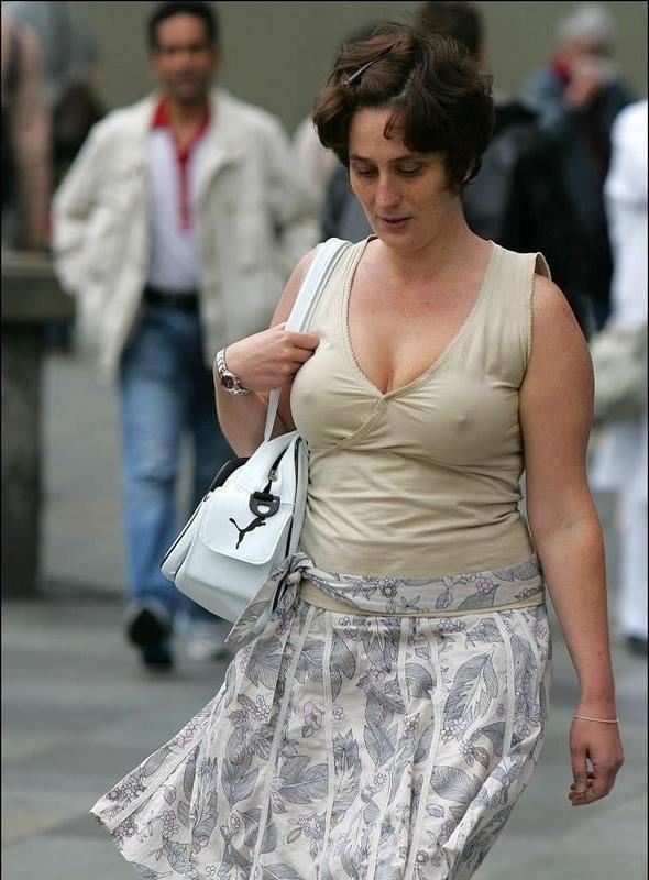 25P Cleavage Downblouse  &amp; Nipple Peeks Collection Vol. 71