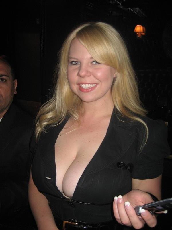 25P Cleavage Downblouse  &amp; Nipple Peeks Collection Vol. 80