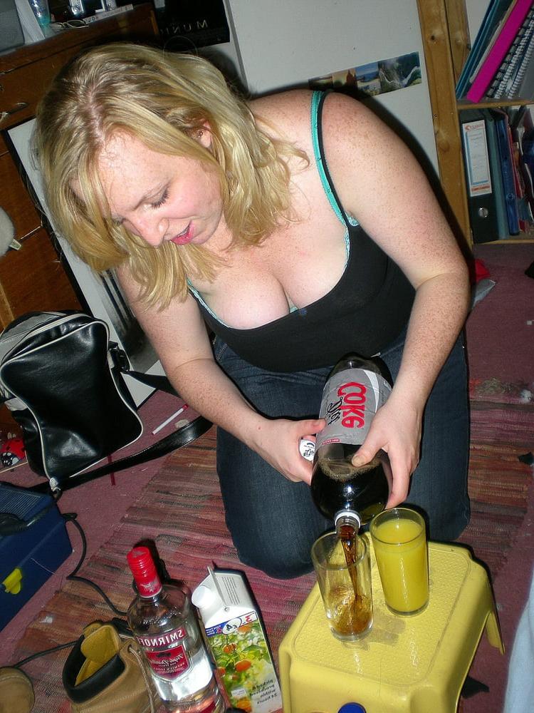 25P Cleavage Downblouse  &amp; Nipple Peeks Collection Vol. 73