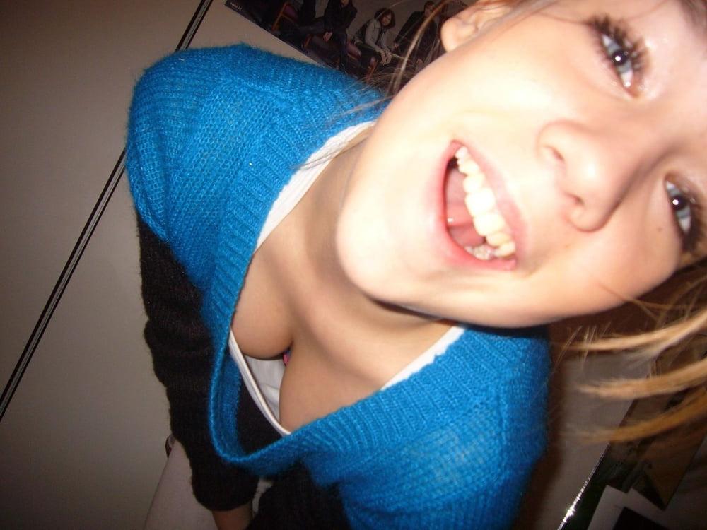 25P Cleavage Downblouse  &amp; Nipple Peeks Collection Vol. 30