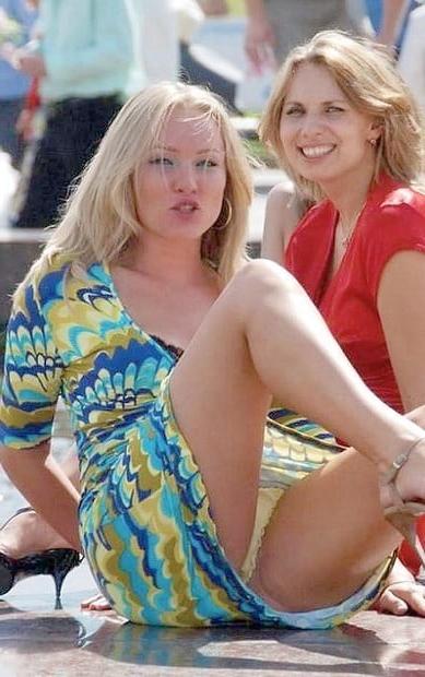 25P Cleavage Downblouse  &amp; Nipple Peeks Collection Vol. 100