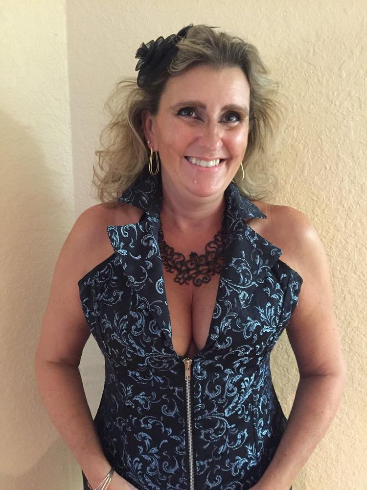 25P Cleavage Downblouse  &amp; Nipple Peeks Collection Vol. 92