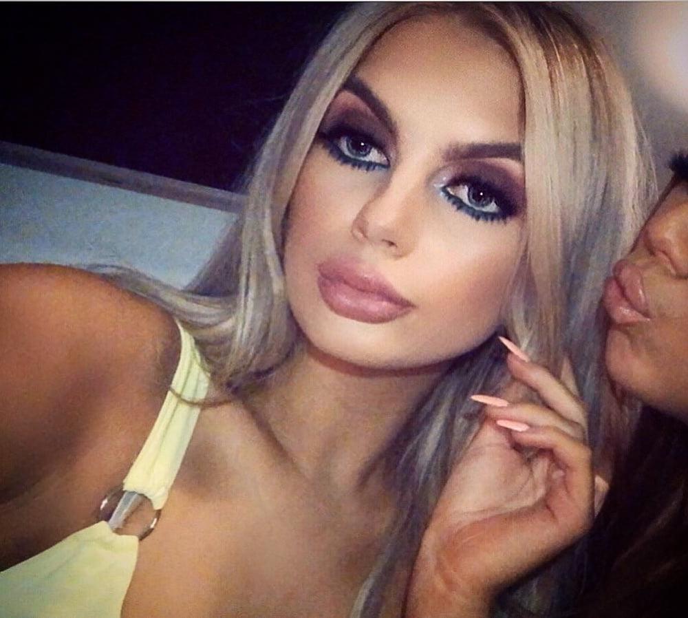 25P Makeup fetish 66