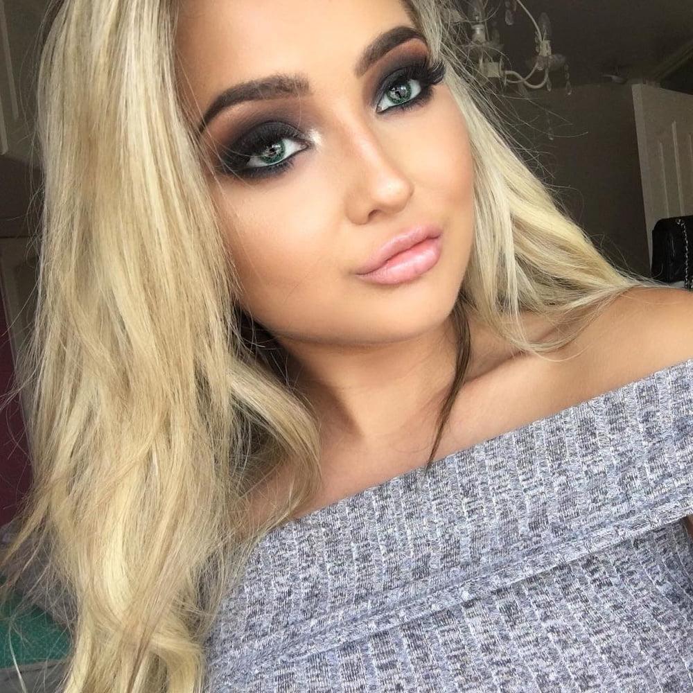 25P Makeup fetish 66