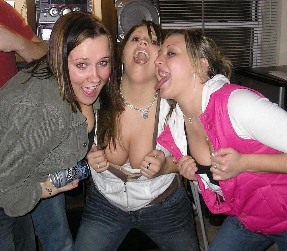 25P Cleavage Downblouse  &amp; Nipple Peeks Collection Vol. 64