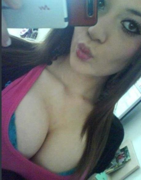 25P Cleavage Downblouse  &amp; Nipple Peeks Collection Vol. 5