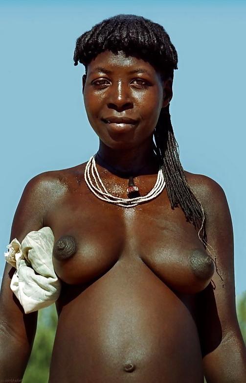 25P UNSCHULDSBLONDIES HORNY BLACK GIRLS 013