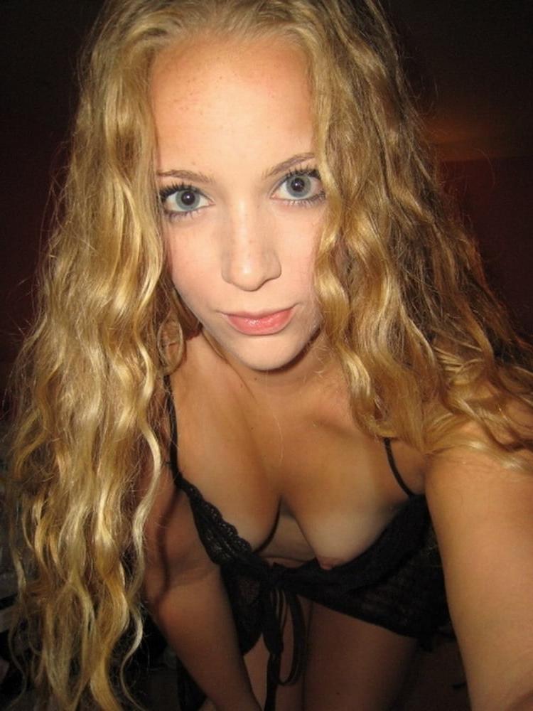 25P Cleavage Downblouse  &amp; Nipple Peeks Collection Vol. 11