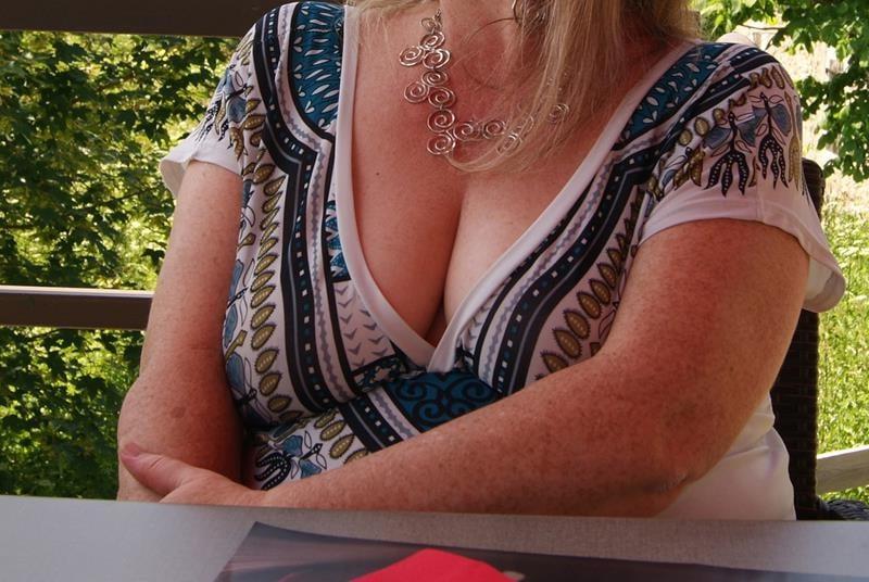 25P Cleavage Downblouse  &amp; Nipple Peeks Collection Vol. 40