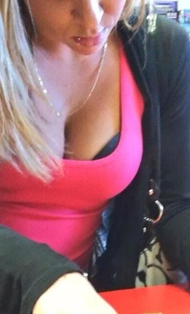 25P Cleavage Downblouse  &amp; Nipple Peeks Collection Vol. 70