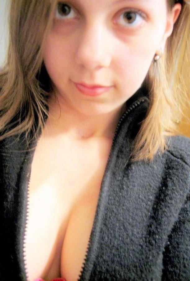 25P Cleavage Downblouse  &amp; Nipple Peeks Collection Vol. 39