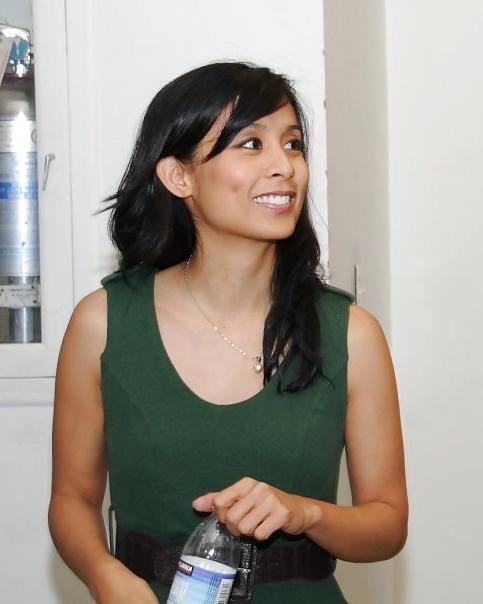 25P YouTube Asian HappySlip aka Christine Gambito