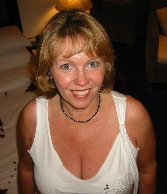 25P Cleavage Downblouse  &amp; Nipple Peeks Collection Vol. 7