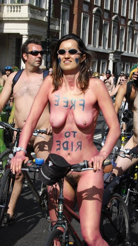 10P Red Body Paint London 2009 WNBR (word naked bike ride)