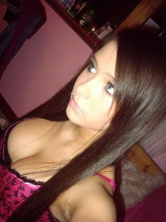 25P Cleavage Downblouse  &amp; Nipple Peeks Collection Vol. 4