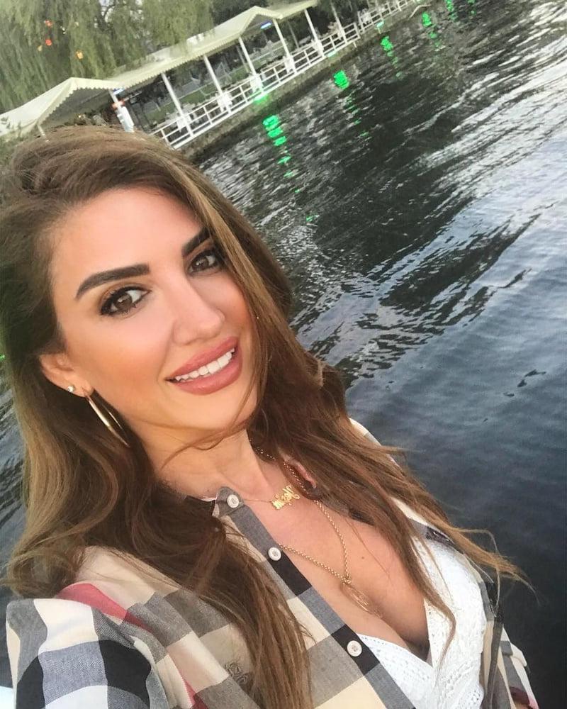 25P Sexy Turkish  Yesim Akin