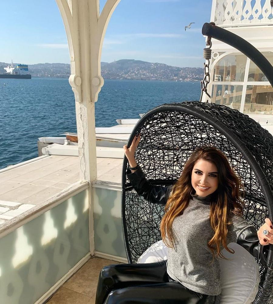 25P Sexy Turkish  Yesim Akin
