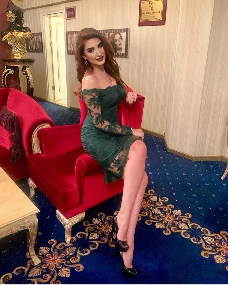 25P Sexy Turkish  Yesim Akin