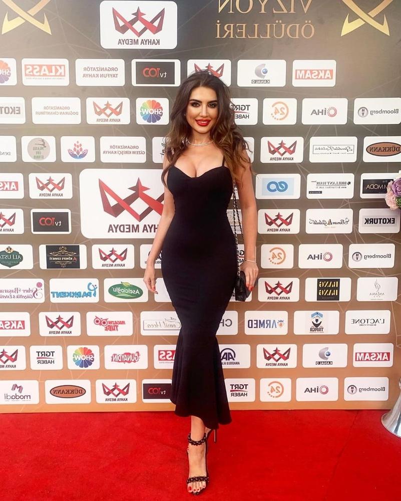 25P Sexy Turkish  Yesim Akin